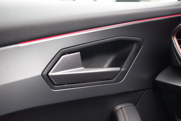 CUPRA Formentor 1.4 e-Hybrid VZ 245 PK Copper Edition, Trekhaak, Camera, Memory, Adap. Cruise Control, keyless