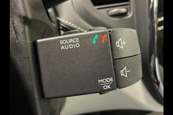 Renault Captur 1.2 TCe Initiale Paris|LUXE UITVOERING|LEDER|KEYLESS|BOSE|STOELVERW|CAMERA|CRUISE,CLIMATE CTRL|BLUETOOTH|NAP|NL-AUT