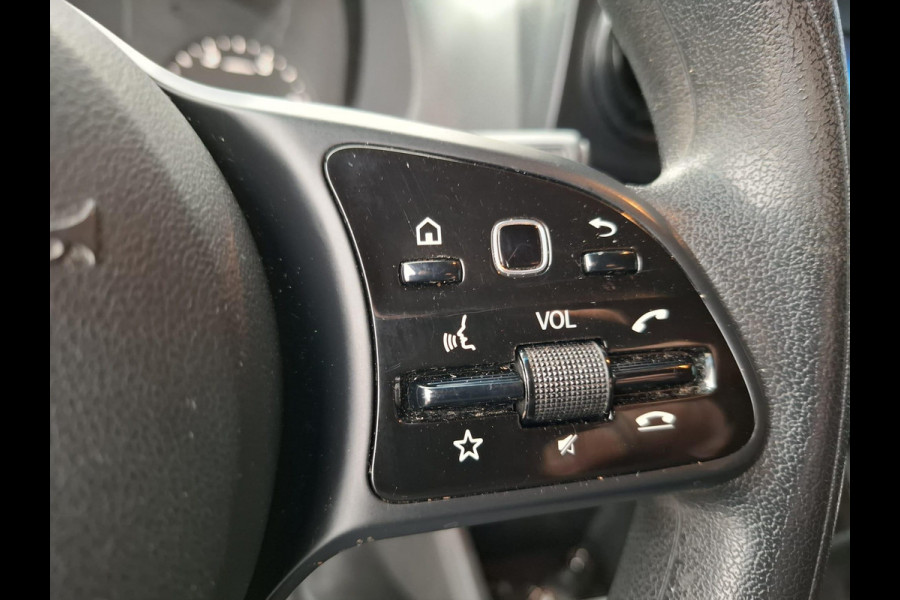 Mercedes-Benz Sprinter 211 2.2 CDI L2H2 AUTOMAAT / TREKHAAK / NAVI / EURO 6 / CARPLAY