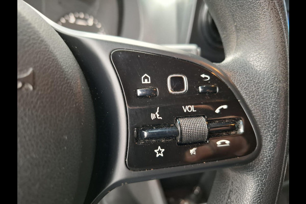 Mercedes-Benz Sprinter 211 2.2 CDI L2H2 AUTOMAAT / TREKHAAK / NAVI / EURO 6 / CARPLAY