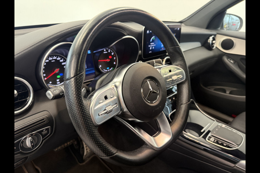 Mercedes-Benz GLC Coupé 300e 4MATIC Business Solution AMG Panoramadak PDC Achteruitrijcamera 24 maanden garantie mogelijk (*vraag naar de voorwaarden)