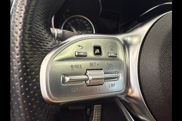 Mercedes-Benz GLC Coupé 300e 4MATIC Business Solution AMG Panoramadak PDC Achteruitrijcamera 24 maanden garantie mogelijk (*vraag naar de voorwaarden)