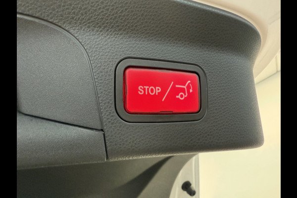 Mercedes-Benz GLC Coupé 300e 4MATIC Business Solution AMG Panoramadak PDC Achteruitrijcamera 24 maanden garantie mogelijk (*vraag naar de voorwaarden)