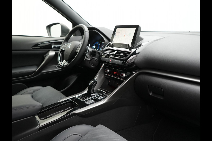 Mitsubishi Eclipse Cross 2.4 Black Edition Plug In Hybrid 188pk Dealer O.H. PHEV | 360 Camera | Adaptive Cruise | Alcantara Sportstoelen & Stuur Verwarmd | Blis | Keyless | Navigatie | DAB |