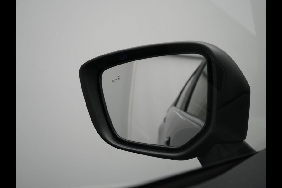 Mitsubishi Eclipse Cross 2.4 Black Edition Plug In Hybrid 188pk Dealer O.H. PHEV | 360 Camera | Adaptive Cruise | Alcantara Sportstoelen & Stuur Verwarmd | Blis | Keyless | Navigatie | DAB |