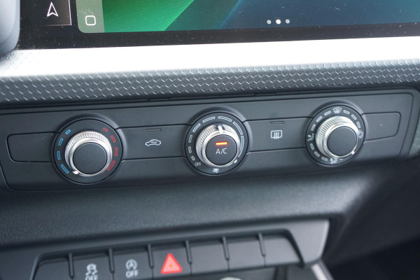 Audi A1 Sportback 30 TFSI epic 115PK + APPLE CARPLAY / CRUISE CONTROL / S-LINE EXTERIEUR