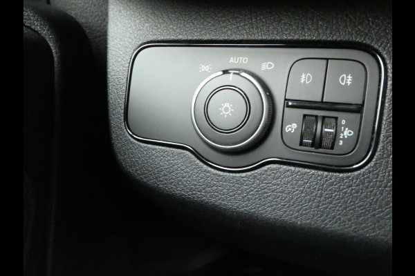 Mercedes-Benz Sprinter 317 CDI L2H2 automaat airco camera navigatie pdc