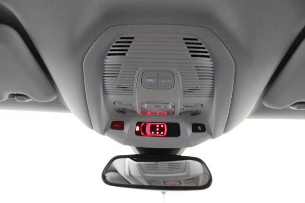 Peugeot 5008 1.2 *130PK*AUTOM.*ECC*CRUISE*NAVI*HAAK*PANO*