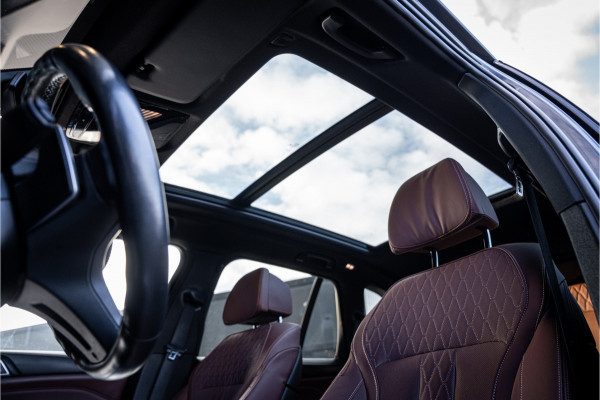BMW X5 xDrive45e Executive - M Sport | Panorama | Swarovski | Elek. Trekhaak | Memory
