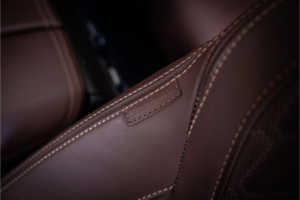 BMW X5 xDrive45e Executive - M Sport | Panorama | Swarovski | Elek. Trekhaak | Memory