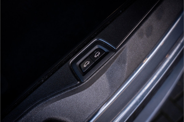 BMW X5 xDrive45e Executive - M Sport | Panorama | Swarovski | Elek. Trekhaak | Memory