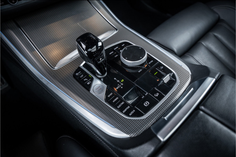 BMW X5 xDrive45e High Executive - M Sport | Panorama | Laser | Memory | 360 Camera | Luchtvering