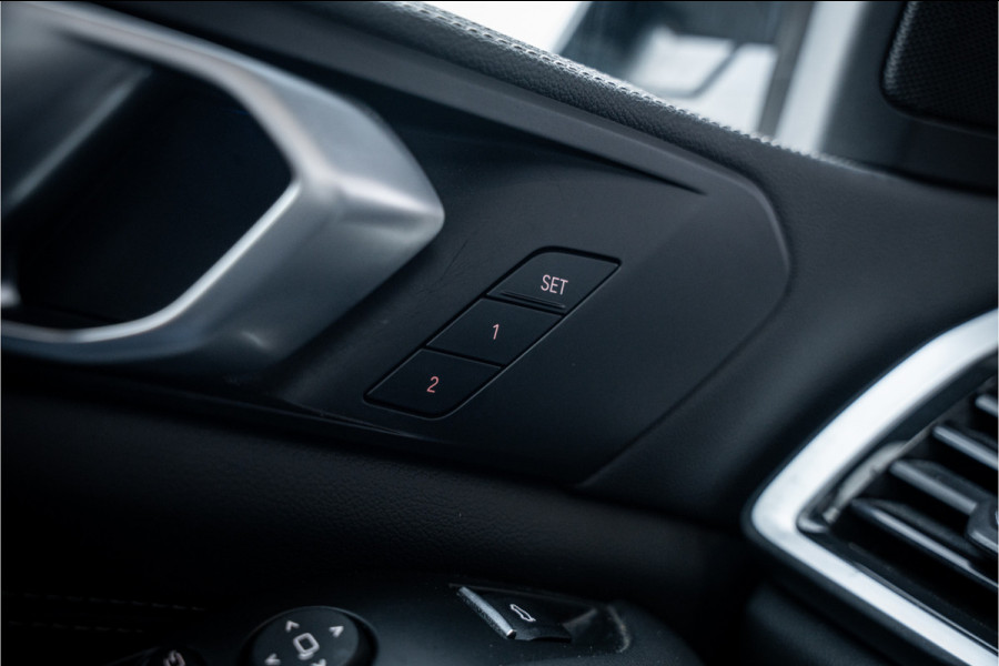 BMW X5 xDrive45e High Executive - M Sport | Panorama | Laser | Memory | 360 Camera | Luchtvering