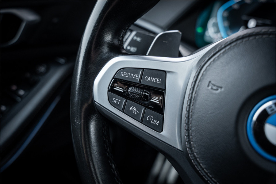 BMW X5 xDrive45e High Executive - M Sport | Panorama | Laser | Memory | 360 Camera | Luchtvering