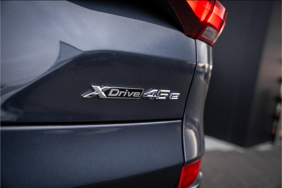 BMW X5 xDrive45e High Executive - M Sport | Panorama | Laser | Memory | 360 Camera | Luchtvering