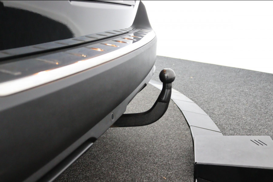 Peugeot 5008 1.2 *130PK*AUTOM.*ECC*CRUISE*NAVI*HAAK*PANO*