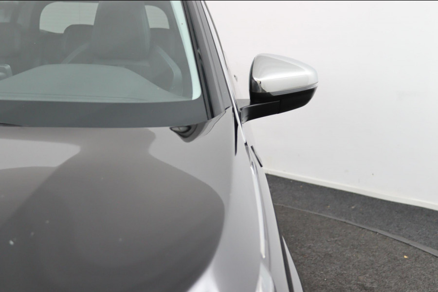 Peugeot 5008 1.2 *130PK*AUTOM.*ECC*CRUISE*NAVI*HAAK*PANO*