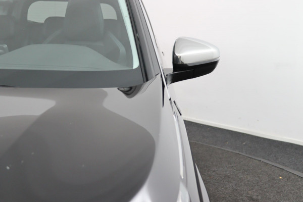 Peugeot 5008 1.2 *130PK*AUTOM.*ECC*CRUISE*NAVI*HAAK*PANO*