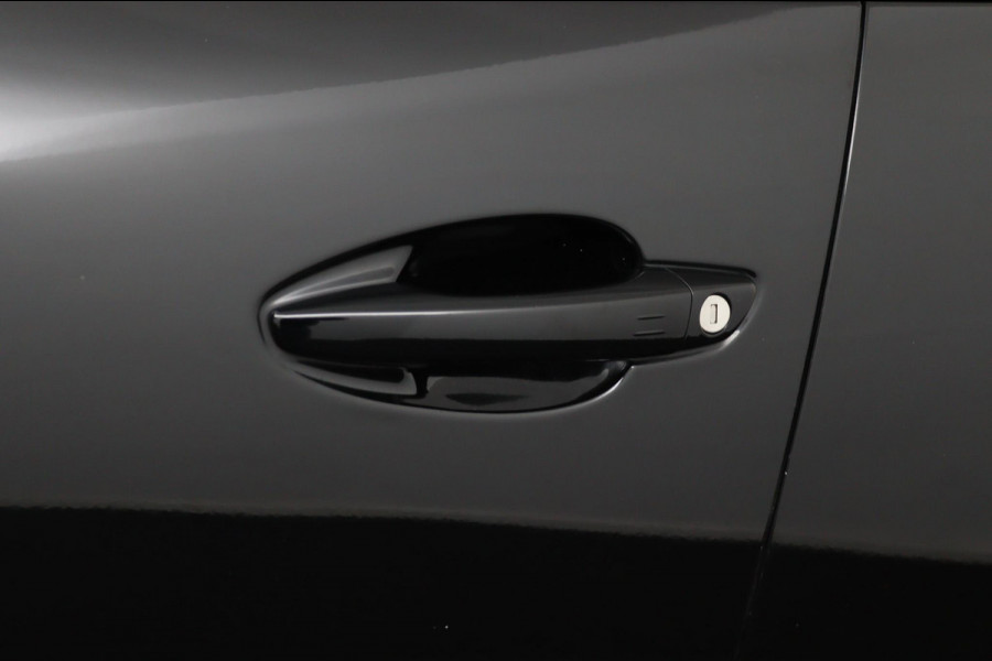 Peugeot 5008 1.2 *130PK*AUTOM.*ECC*CRUISE*NAVI*HAAK*PANO*