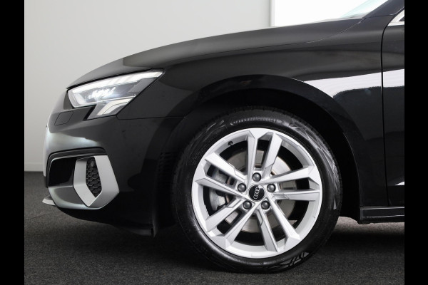 Audi A3 Sportback 30 TFSI Advanced edition 110 pk S-tronic | Navigatie | Parkeersensoren achter | Cruise control | LED koplampen | Apple Carplay/Android Auto |