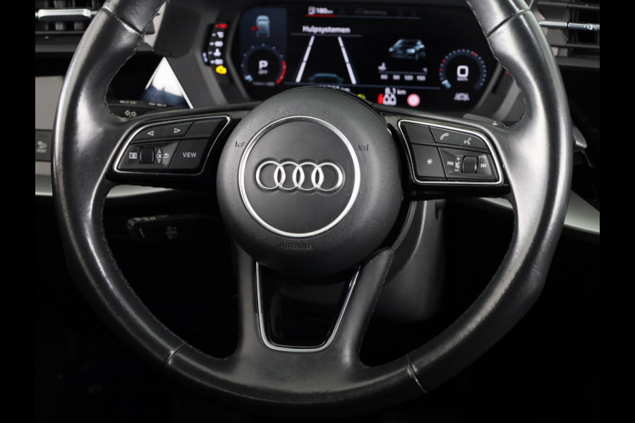 Audi A3 Sportback 30 TFSI Advanced edition 110 pk S-tronic | Navigatie | Parkeersensoren achter | Cruise control | LED koplampen | Apple Carplay/Android Auto |