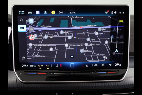 Volkswagen Golf 1.5 eTSI Life Edition GOAL 116 pk Automaat (DSG) | Verlengde garantie | Navigatie | Panoramadak | Parkeersensoren | Achteruitrijcamera | Stoelverwarming |