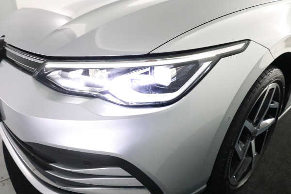 Volkswagen Golf 1.5 TSI Style 130pk 6bak| Navi| 18'LMvelgen| head-up display| verwarmde voorstoelen