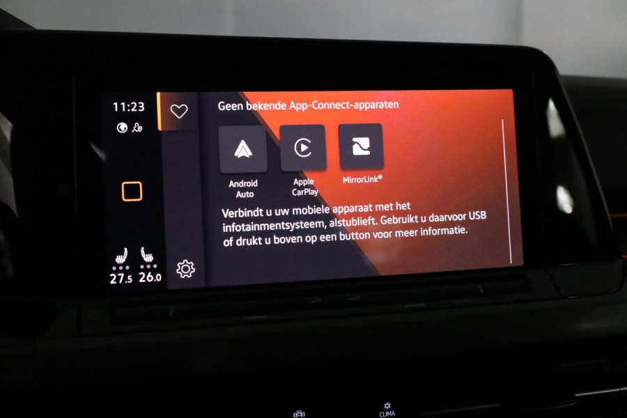 Volkswagen Golf 1.5 TSI Style 130pk 6bak| Navi| 18'LMvelgen| head-up display| verwarmde voorstoelen