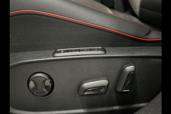 Volkswagen Golf 2.0 TSI GTI Clubsport | PANO | LEDER | CAMERA | H&K