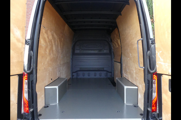 Mercedes-Benz Sprinter 319 CDI 190PK L2H2 LED/PDC/Navi/Camera