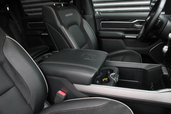 Dodge Ram 1500 5.7 V8 4x4 CREW CAB LIMITED 2020 100DKM / NIEUWSTAAT / COMPLETE HISTORY / FULL OPTIONS / VERBREED / GROOT NAVI