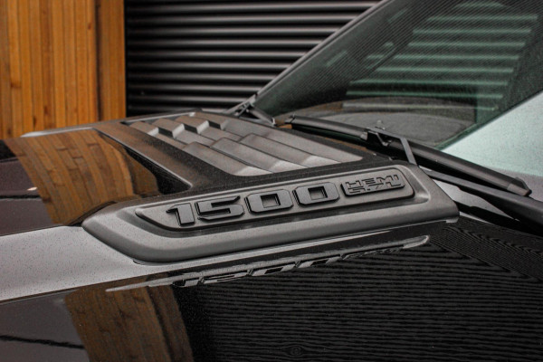 Dodge Ram 1500 5.7 V8 4x4 CREW CAB LIMITED 2020 100DKM / NIEUWSTAAT / COMPLETE HISTORY / FULL OPTIONS / VERBREED / GROOT NAVI