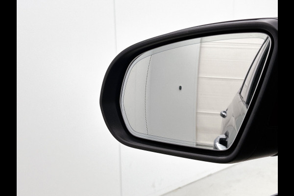 Mercedes-Benz B-Klasse 180 Automaat Bus.Solution AMG-Line / Panoramadak / Pdc+Camera / Navigatie / 1/2 Leder / Apk 09-2026