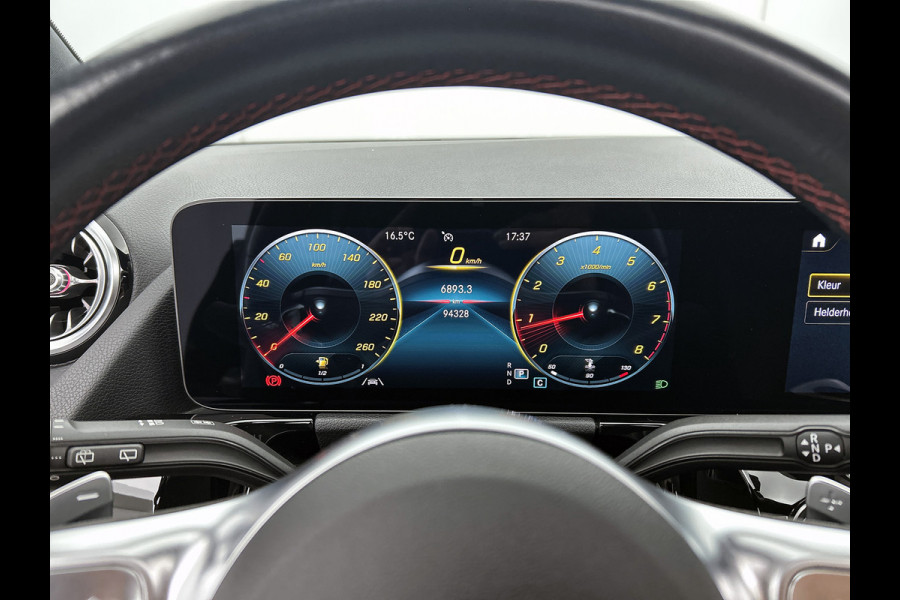 Mercedes-Benz B-Klasse 180 Automaat Bus.Solution AMG-Line / Panoramadak / Pdc+Camera / Navigatie / 1/2 Leder / Apk 09-2026
