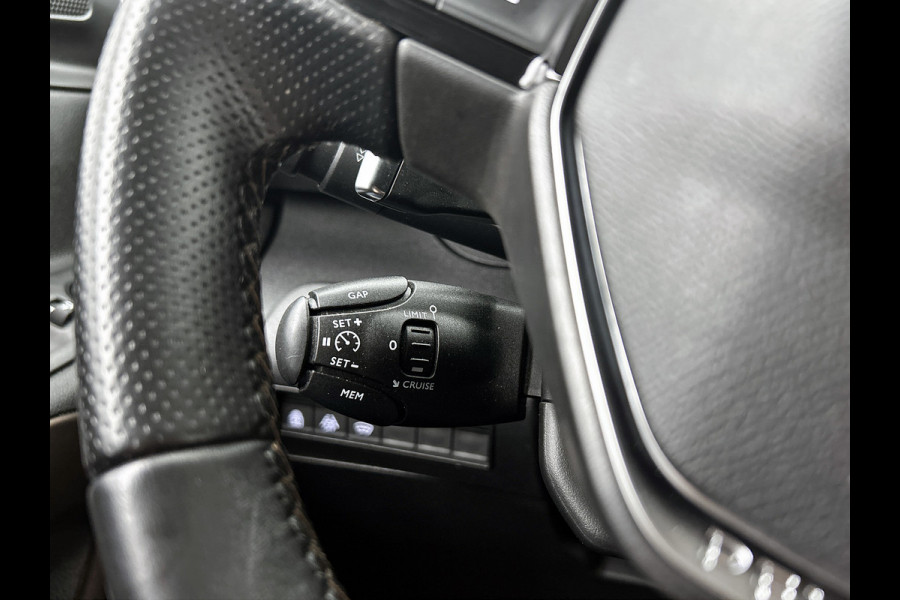 Peugeot Rifter Long 1.2 131PK Automaat GT 7pers. * Distributie vv.bij 95Dkm * / Trekhaak / Airco-ecc. / Pdc+Camera / Navigatie / 2xSchuifdeur / Apk 03-2027