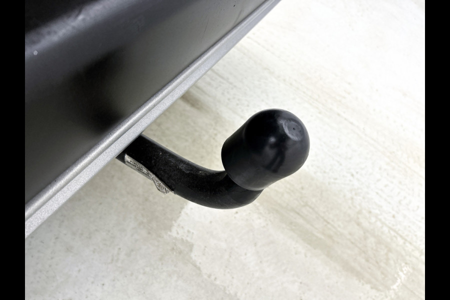 Peugeot Rifter Long 1.2 131PK Automaat GT 7pers. * Distributie vv.bij 95Dkm * / Trekhaak / Airco-ecc. / Pdc+Camera / Navigatie / 2xSchuifdeur / Apk 03-2027