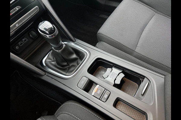 Renault Mégane Estate 1.3 TCe 140PK Equilibre / Navigatie / Pdc.V+A / Airco-ecc./ Xenon / Radio multimedia / Apk 07-2027