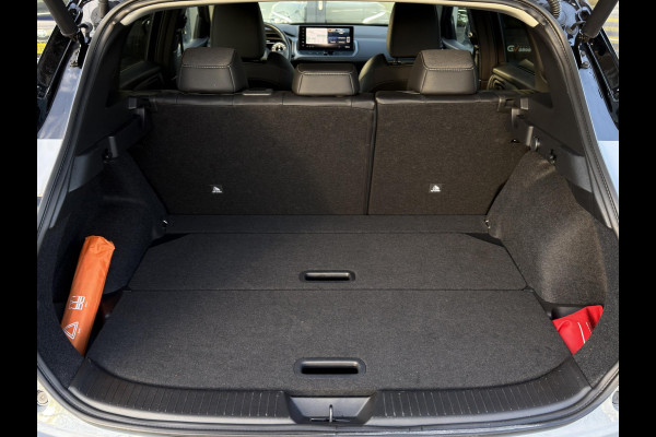 Nissan QASHQAI 1.3 MHEV Xtronic N-Connecta Nardo grijs|stoel/stuurverwarming|Elektrische klep