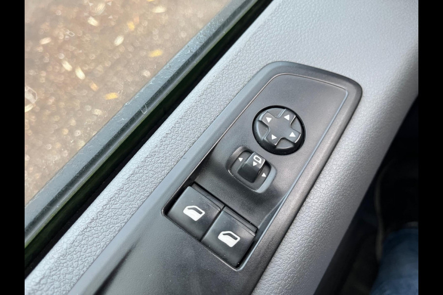 Peugeot Expert 2.0 BlueHDI 120PK L2 Premium / Trekhaak / Navi / App Connect