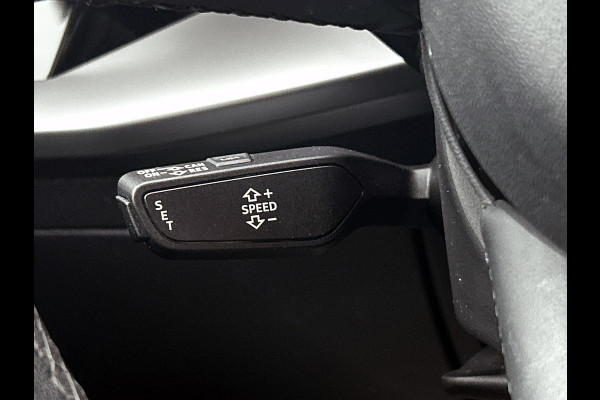 Audi A3 Sportback 30 TFSI Business edition 5Drs. / Virtual cockpit / Airco-ecc./ Navigatie / Pdc / Xenon / Radio multimedia / Apk 11-2026