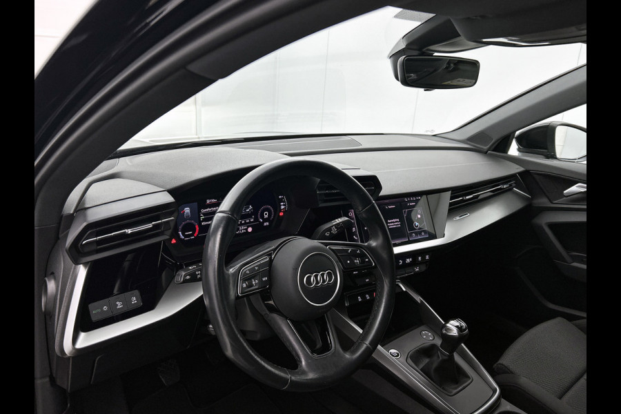 Audi A3 Sportback 30 TFSI Business edition 5Drs. / Virtual cockpit / Airco-ecc./ Navigatie / Pdc / Xenon / Radio multimedia / Apk 11-2026