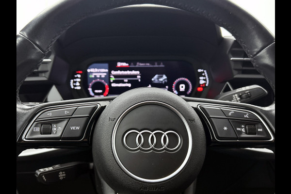 Audi A3 Sportback 30 TFSI Business edition 5Drs. / Virtual cockpit / Airco-ecc./ Navigatie / Pdc / Xenon / Radio multimedia / Apk 11-2026