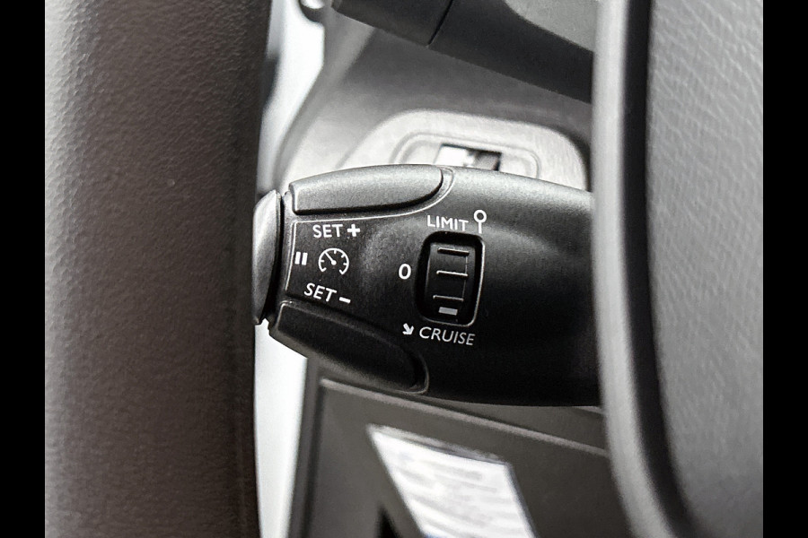 Peugeot Partner 1.2 Benzine 111PK Euro6 *Distributie bij 68Dkm. vervangen* Premium / Airco / Navigatie / Schuifdeur Re./ Radio multimedia / Apk 08-2027
