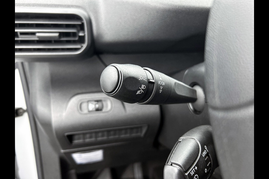 Peugeot Partner 1.2 Benzine 111PK Euro6 *Distributie bij 68Dkm. vervangen* Premium / Airco / Navigatie / Schuifdeur Re./ Radio multimedia / Apk 08-2027