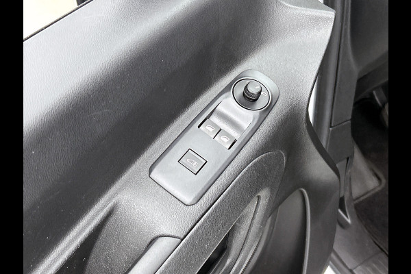 Peugeot Partner 1.2 Benzine 111PK Euro6 *Distributie bij 68Dkm. vervangen* Premium / Airco / Navigatie / Schuifdeur Re./ Radio multimedia / Apk 08-2027