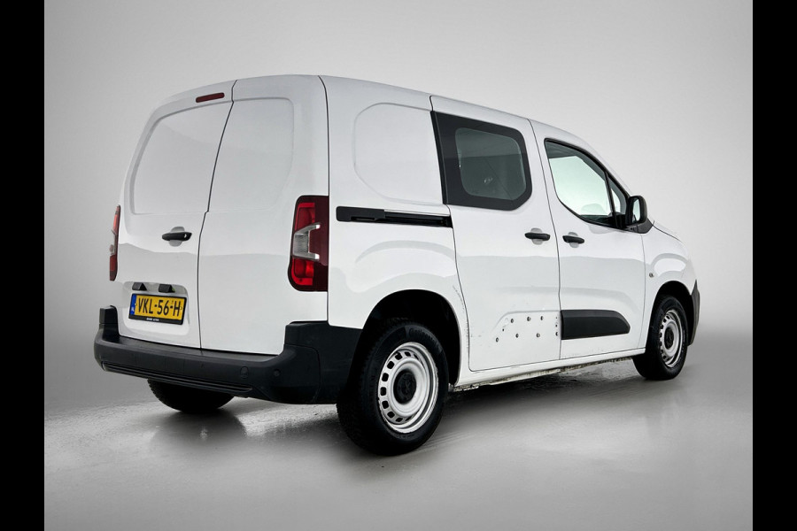 Peugeot Partner 1.2 Benzine 111PK Euro6 *Distributie bij 66Dkm.vervangen* Premium / Airco / Navigatie / Schuifdeur Re./ Radio multimedia / Apk 07-2027