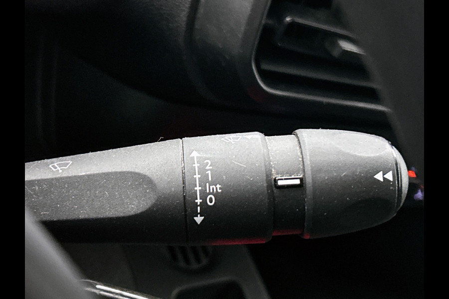 Peugeot Partner 1.2 Benzine 111PK Euro6 *Distributie bij 66Dkm.vervangen* Premium / Airco / Navigatie / Schuifdeur Re./ Radio multimedia / Apk 07-2027