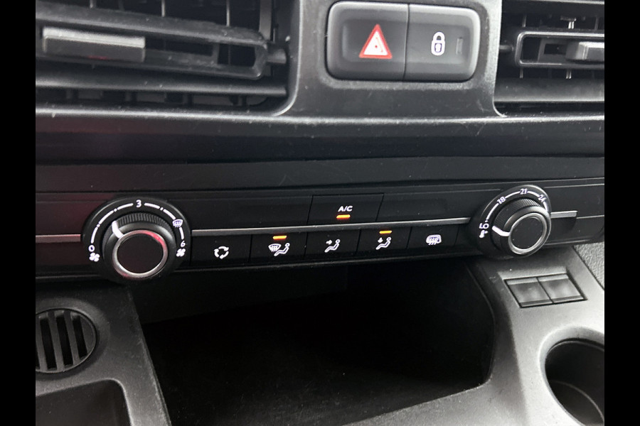 Peugeot Partner 1.2 Benzine 111PK Euro6 *Distributie bij 66Dkm.vervangen* Premium / Airco / Navigatie / Schuifdeur Re./ Radio multimedia / Apk 07-2027
