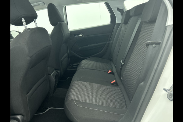 Peugeot 308 SW 1.2 111PK PureTech Active * Distributie vv bij 85Dkm.* / Trekhaak / Navigatie / Airco-ecc./ Pdc./ Radio multimedia / / Apk nieuw