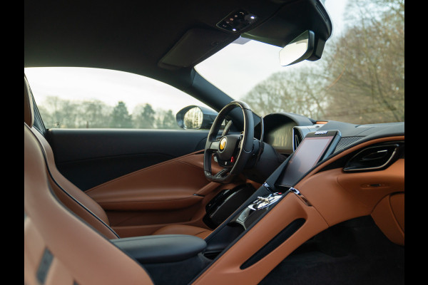 Ferrari Roma 3.9 V8 HELE | Canna di Fucile | Daytona Seats | 1e eigenaar | JBL audio